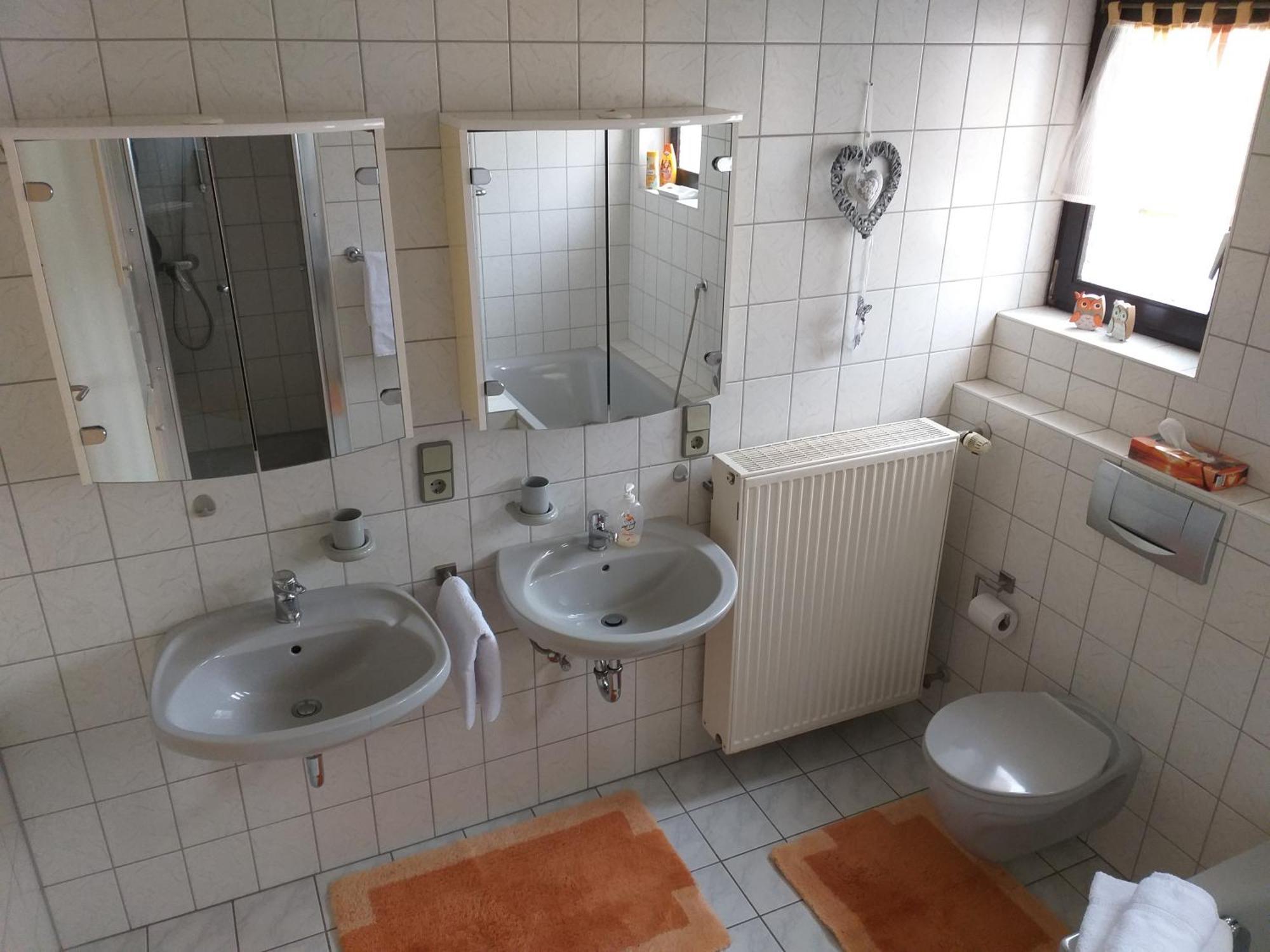 Apartment Zwei Schlafzimmer- Betten In Komforthoehe Baumholder Luaran gambar