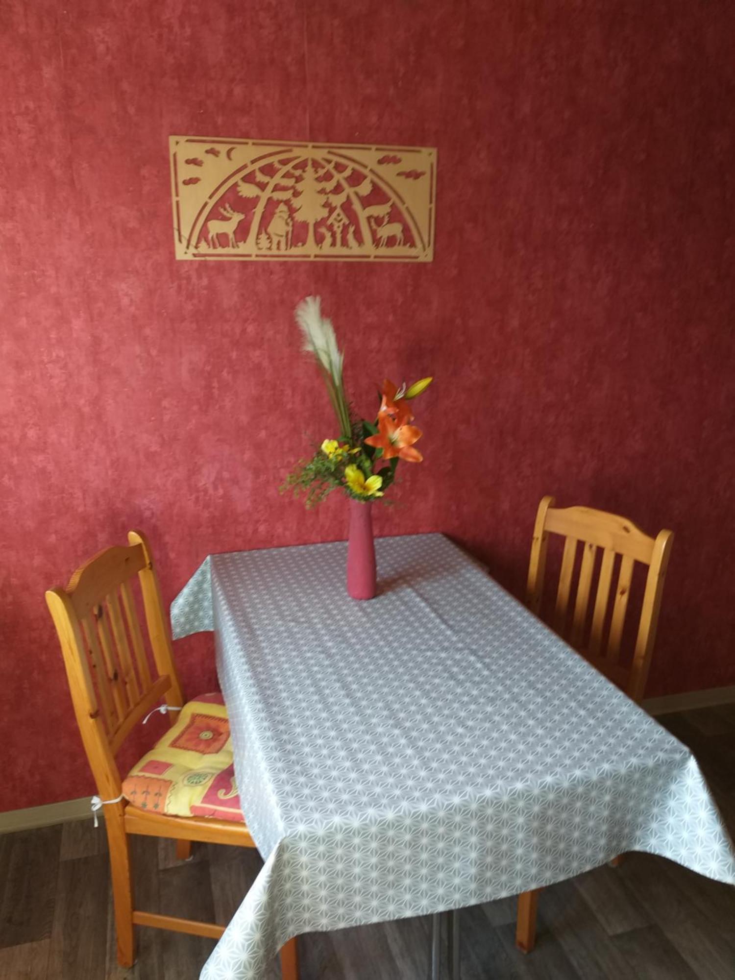 Apartment Zwei Schlafzimmer- Betten In Komforthoehe Baumholder Luaran gambar